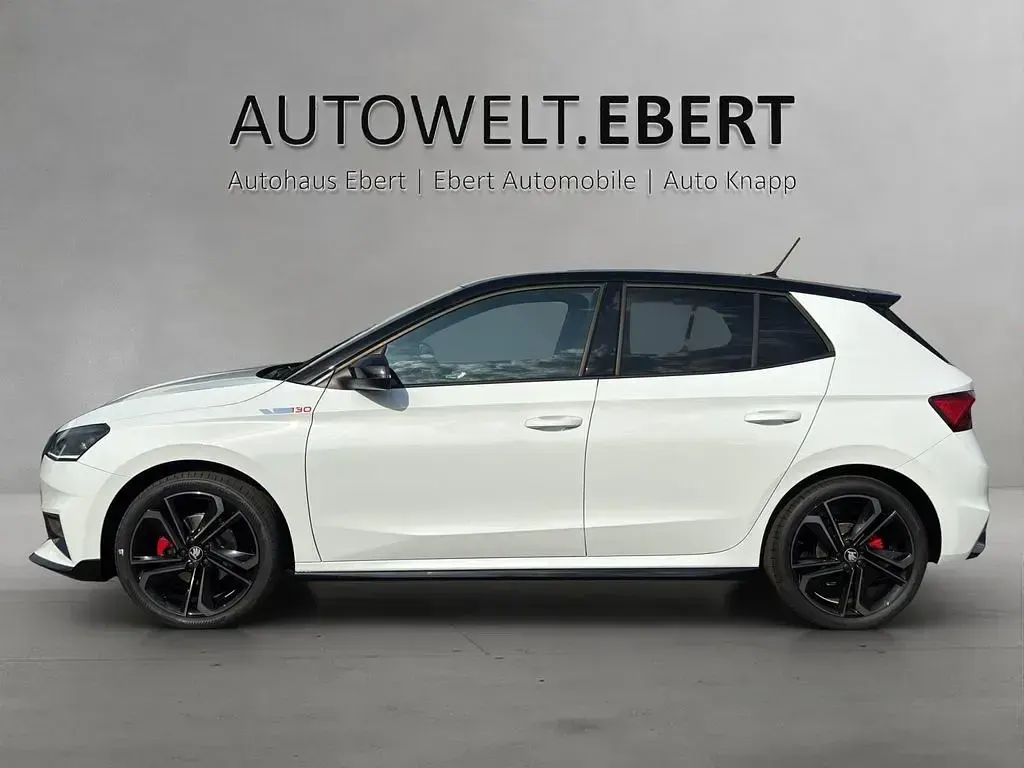 Neu Skoda Fabia RS 177 PS (130 kW) 2026 Moonweiß perleffekt dach schwar Kleinwagen