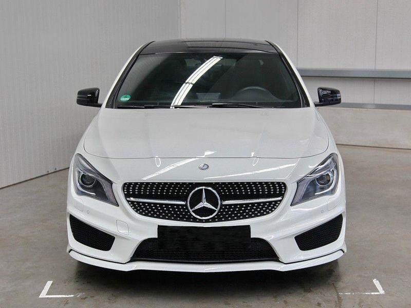 Gebraucht Mercedes CLA250 AMG 211 PS (155 kW) 2013 Weiß Limousine