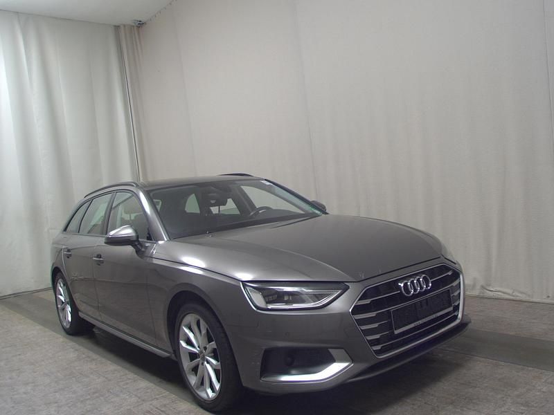 Gebraucht Audi A4 Advanced 150 PS (110 kW) 2021 Grau Kombi