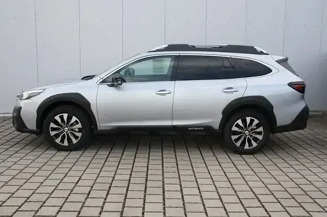Gebraucht Subaru Outback Platinum 169 PS (124 kW) 2025 Grau SUV