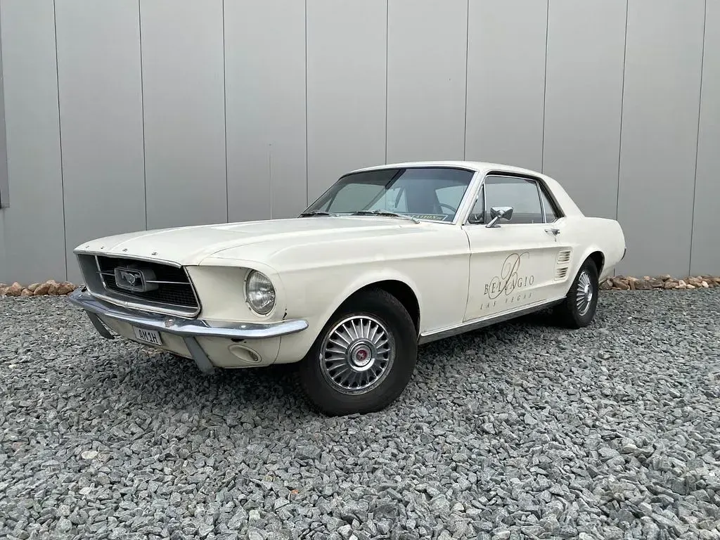 Gebraucht Ford Mustang 122 PS (89 kW) 1967 Weiß Coupé