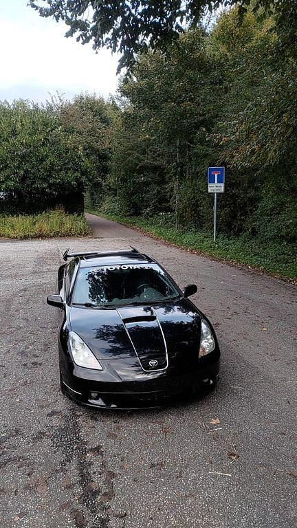 Gebraucht Toyota Celica 143 PS (105 kW) 2001 Schwarz Coupé