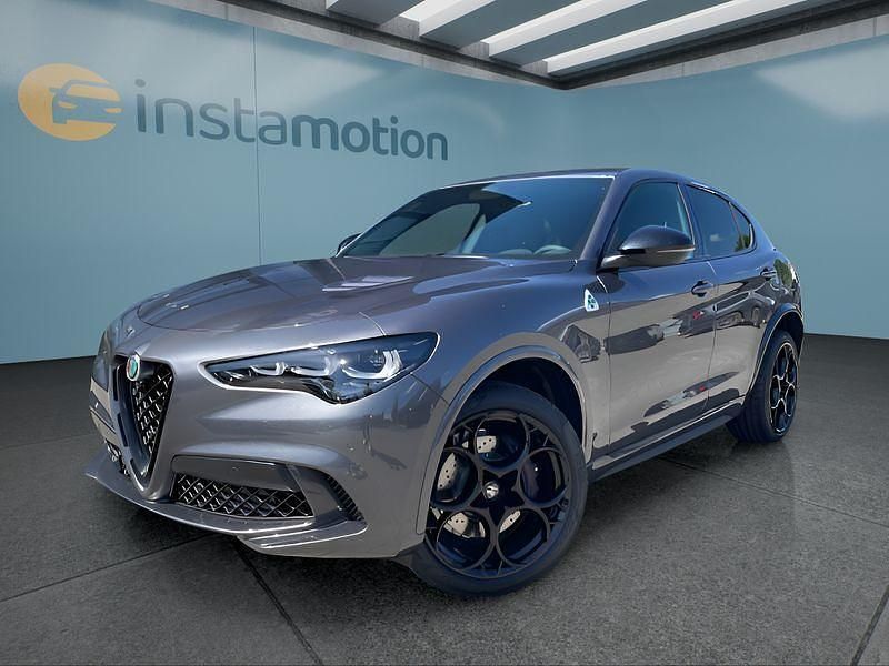 Grau Neu 2025 Alfa Romeo Stelvio SUV | 109.599 € - Bild 1/4