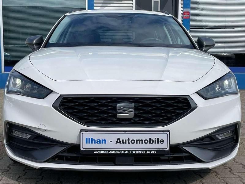 Gebraucht Seat Leon FR 150 PS (110 kW) 2022 White candy Kombi
