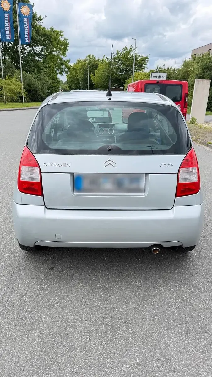 Gebraucht Citroën C2 73 PS (53 kW) 2006 Silber Kleinwagen