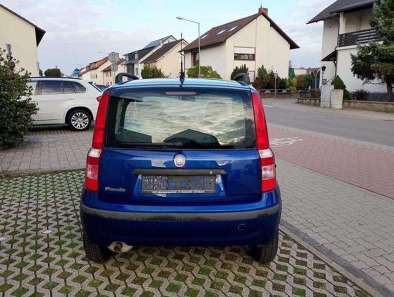 Gebraucht Fiat Panda Dynamic 60 PS (44 kW) 2009 Blau Kleinwagen