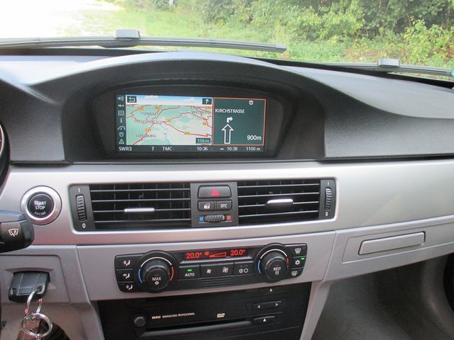 Gebraucht BMW 325 296 PS (217 kW) 2005 Grau metallic Limousine