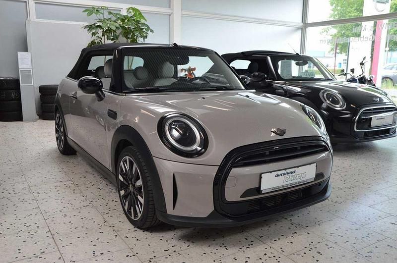 Rooftop grey matallic Gebraucht 2021 Mini Cooper Cabriolet Classic Cabrio | 25.550 € (Etwas zu teuer) - Bild 1/4
