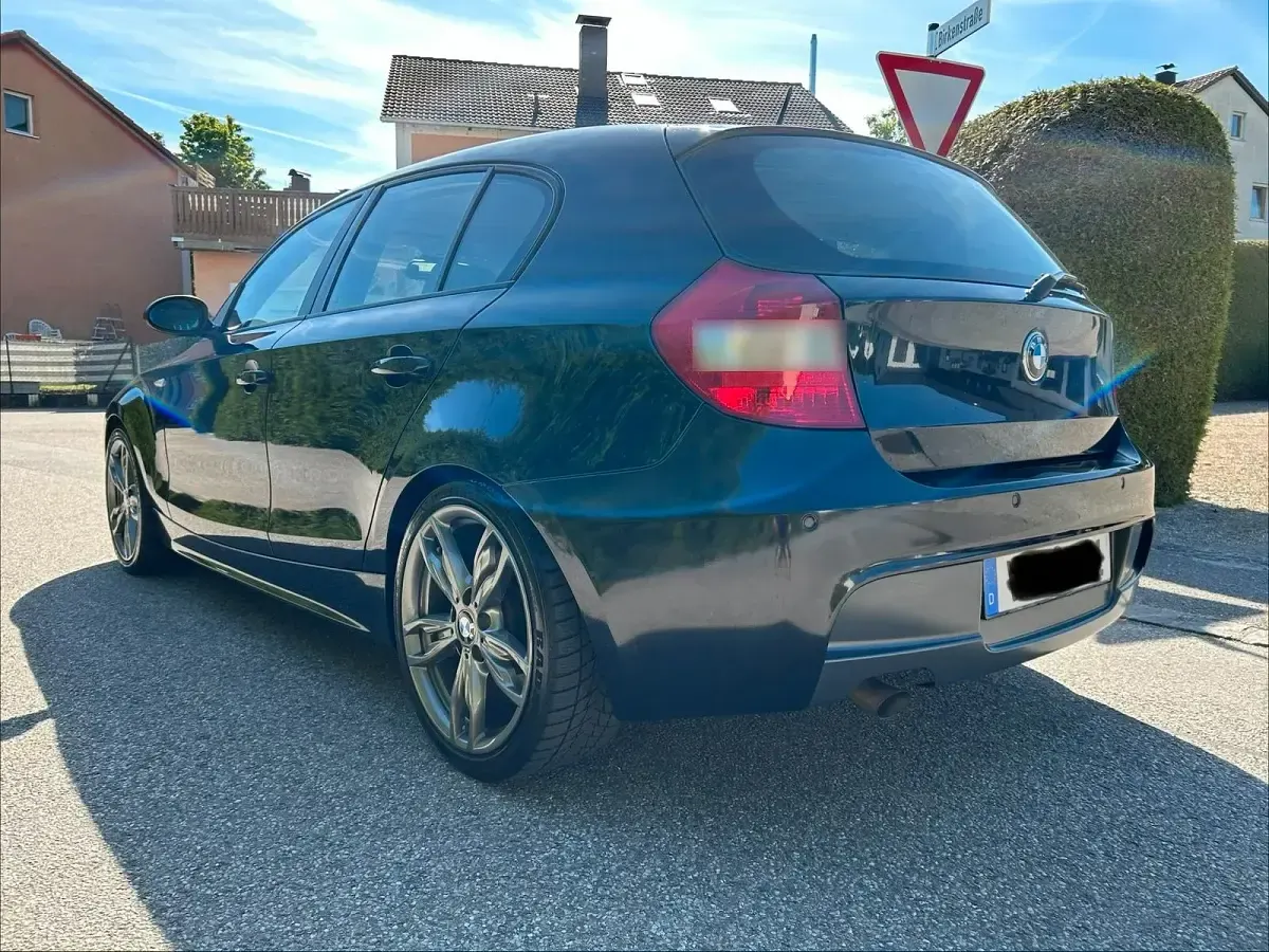 Gebraucht BMW 120 M Sport 163 PS (119 kW) 2005 Schwarz Kleinwagen