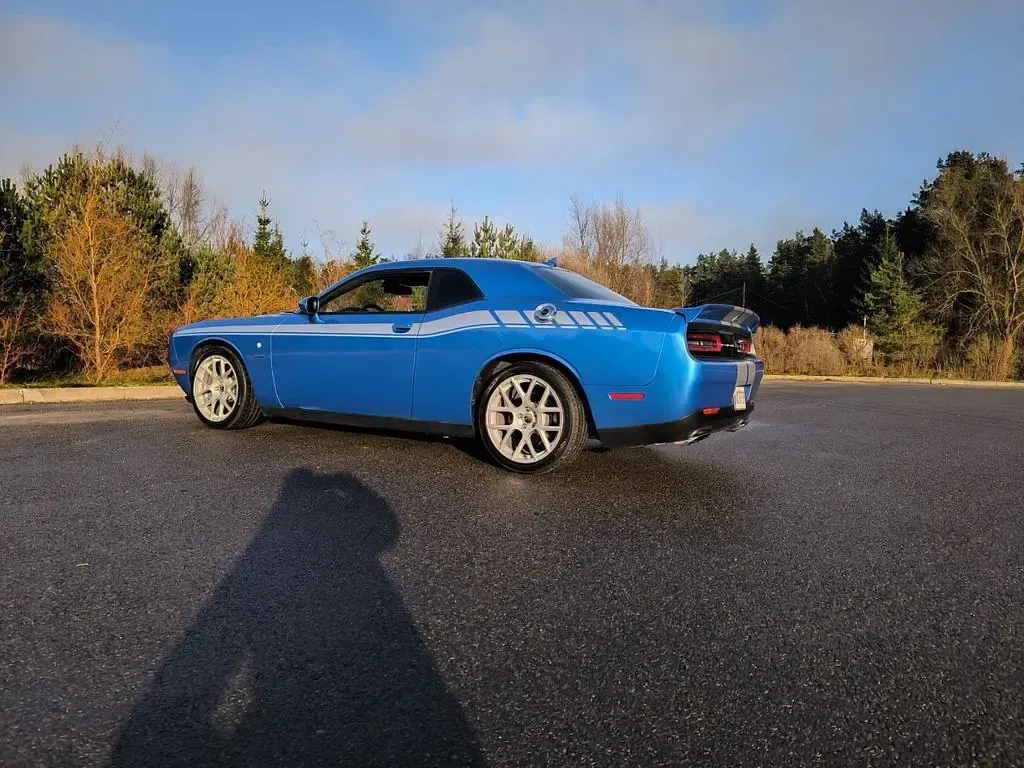 Używany Dodge Challenger 373 KM (274 kW) 2015 Niebieski Coupe