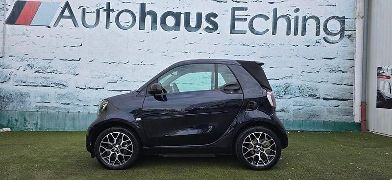 Blau Gebraucht 2022 Smart ForTwo Electric Drive Prime Cabrio | 13.990 € (Fairer Preis) - Bild 1/4