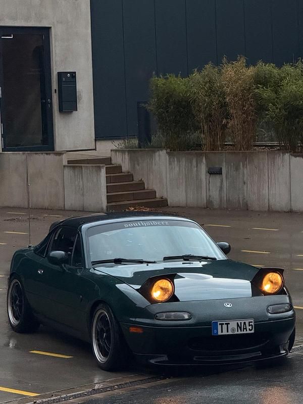Grün Gebraucht 1995 Mazda MX5 Cabrio | 12.000 € - Bild 1/4