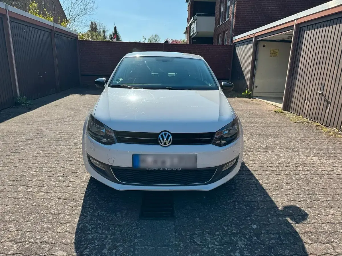 Second-hand VW Polo 60 CP (44 kW) 2012 Alb Hatchback