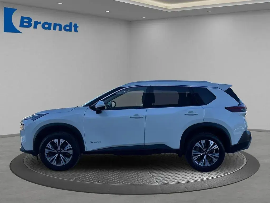 Gebraucht Nissan X-Trail N-Connecta 158 PS (116 kW) 2023 Weiß (metallic) SUV