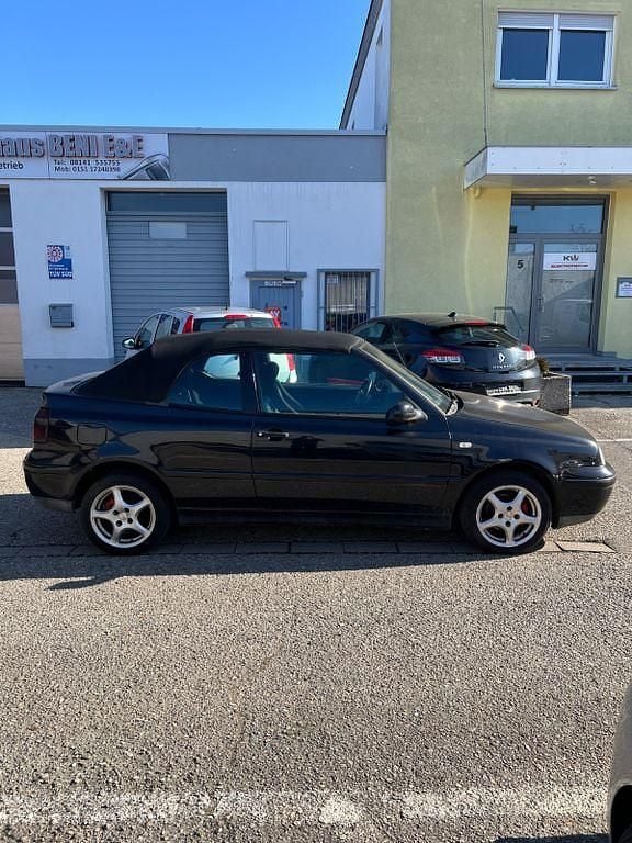 Gebraucht VW Golf Cabriolet 116 PS (85 kW) 2000 Schwarz Cabrio