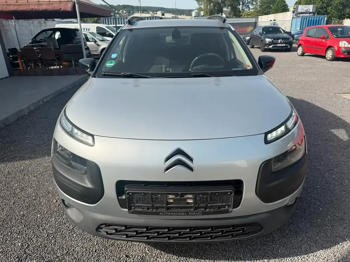 Gebraucht Citroën C4 82 PS (60 kW) 2015 Silber Limousine