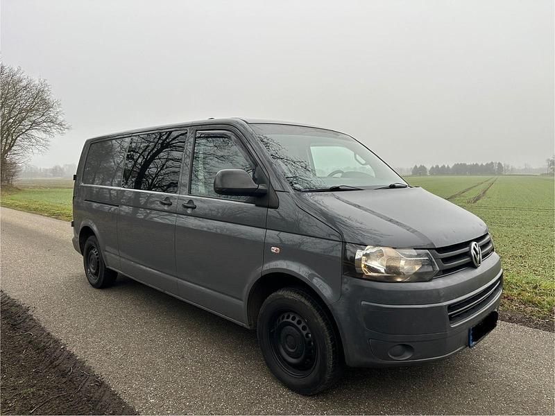 Grau Gebraucht 2013 VW Transporter Van | 7.390 € (Fairer Preis) - Bild 1/4