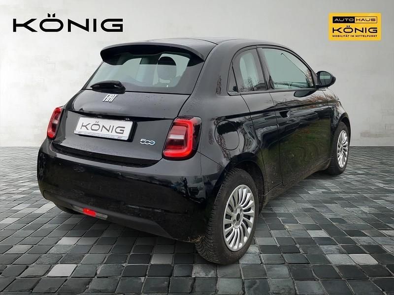 Gebraucht Fiat 500e 86 kW (118 PS) 2023 Schwarz Kleinwagen