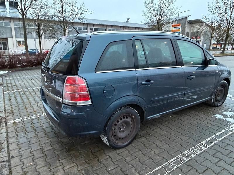 Gebraucht Opel Zafira 140 PS (102 kW) 2007 Blau Van / Kleinbus