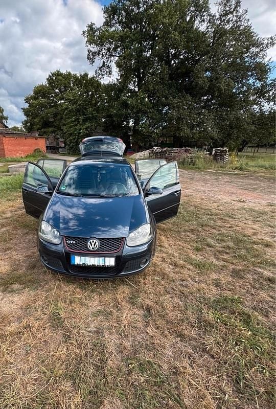 Grau Gebraucht 2006 VW Golf V GTI Limousine | 3.600 € (Guter Preis) - Bild 1/4
