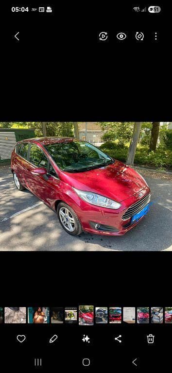Gebraucht Ford Fiesta Titanium 95 PS (69 kW) 2014 Rot Kleinwagen