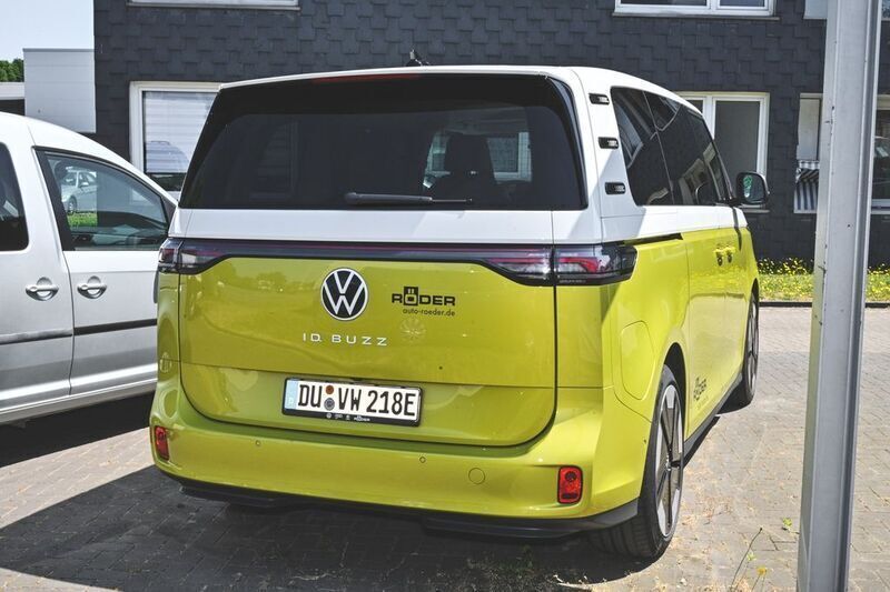 Gebraucht VW ID. Buzz Pro 150 kW (204 PS) 2022 Weiß Van / Kleinbus