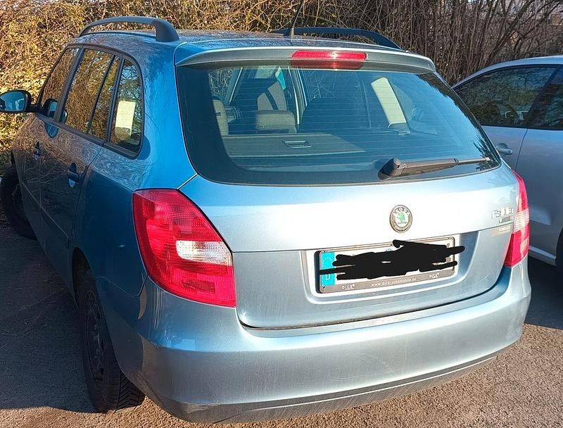Gebraucht Skoda Fabia 69 PS (50 kW) 2010 Silber Kombi