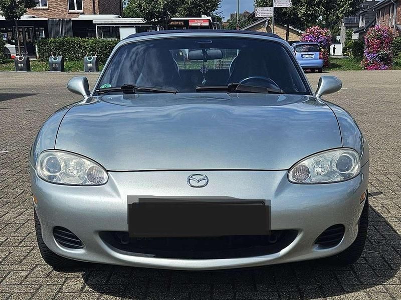Silber Gebraucht 2003 Mazda MX5 Cabrio | 4.750 € (Fairer Preis) - Bild 1/4