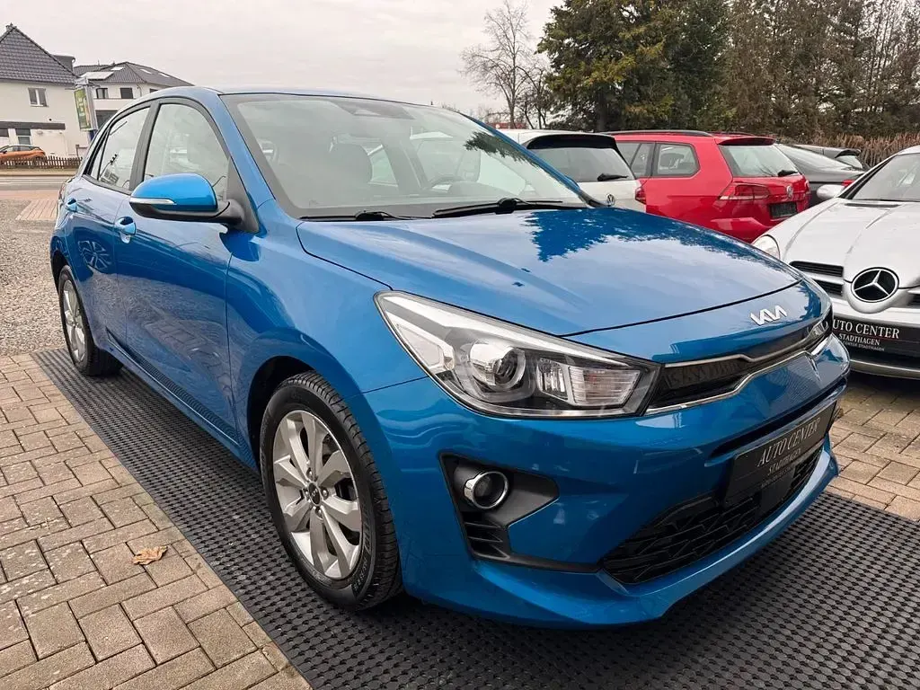 Gebraucht Kia Rio Vision 101 PS (74 kW) 2022 Blau Limousine