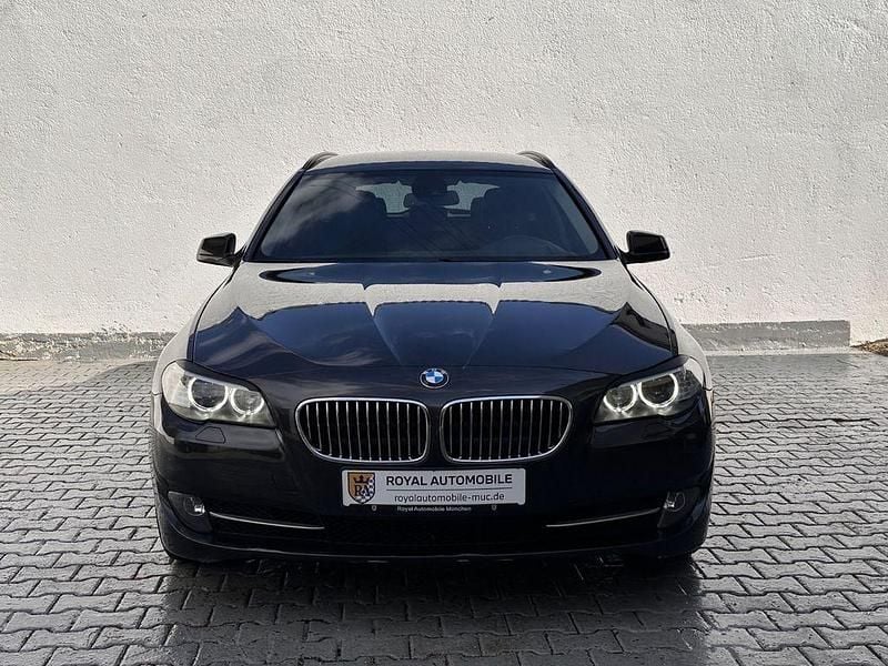 Gebraucht BMW 523 Performance 204 PS (150 kW) 2010 Grau Limousine