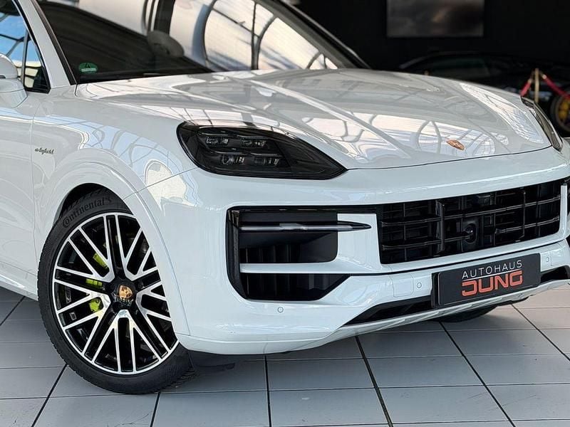 Gebraucht Porsche Cayenne 470 PS (345 kW) 2025 Weiß SUV