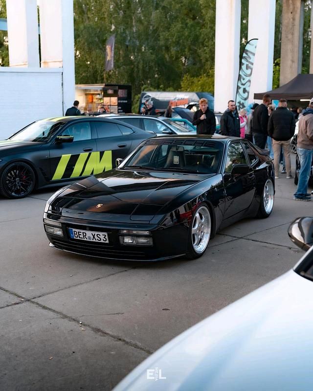 Schwarz Gebraucht 1990 Porsche 944 S2 Coupé | 18.900 € - Bild 1/4