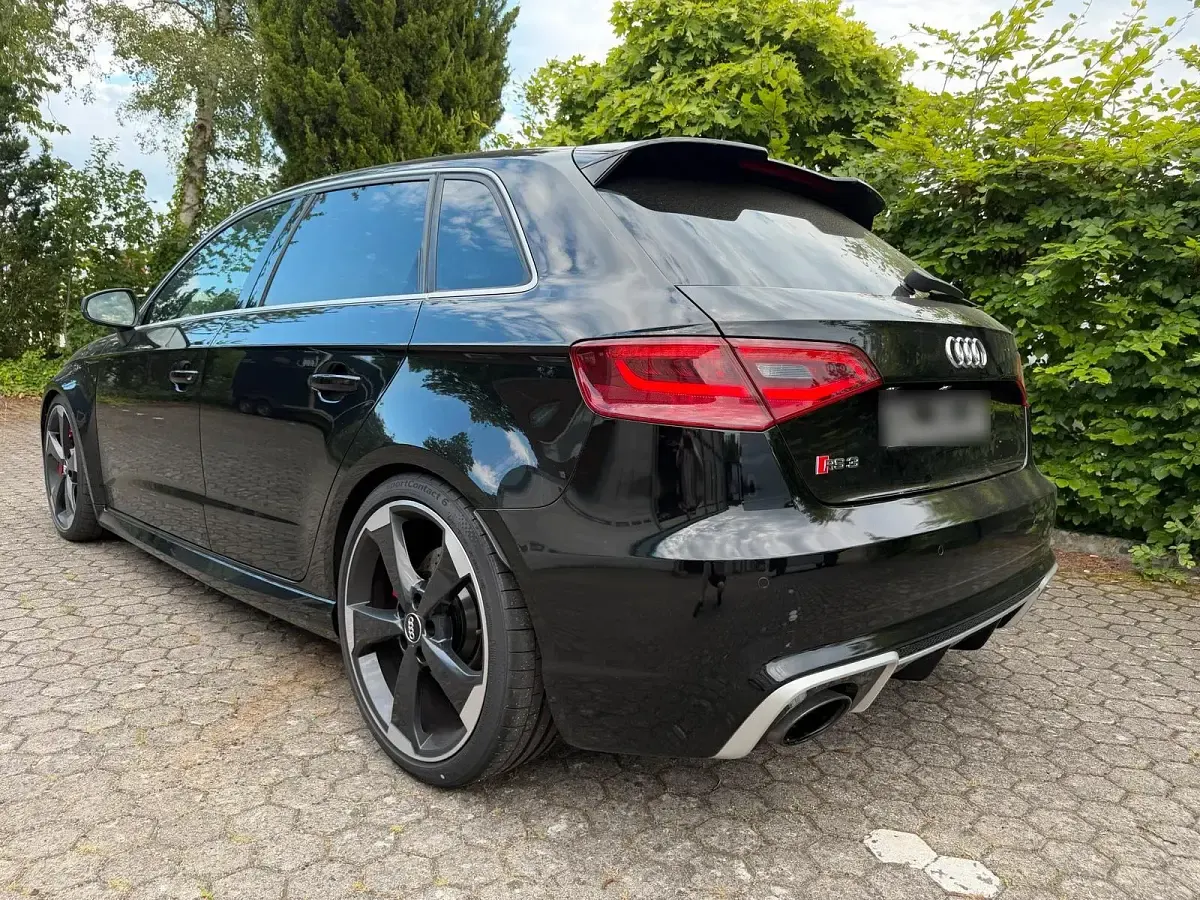 Gebraucht Audi RS3 367 PS (269 kW) 2015 Schwarz Limousine