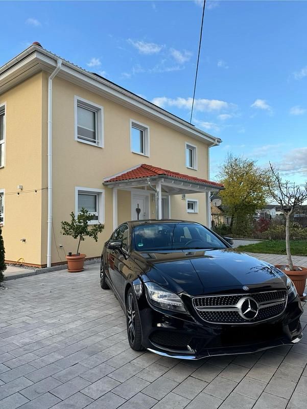 Schwarz Gebraucht 2016 Mercedes CLS350 AMG line Coupé | 29.999 € (Fairer Preis) - Bild 1/4