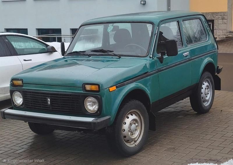 Second-hand Lada niva 80 CP (58 kW) 2006 Verde SUV