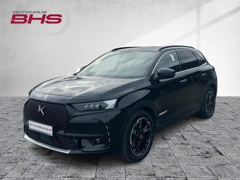 Perla nera schwarz (schwarz) Gebraucht 2022 DS Automobiles DS7 Crossback Performance SUV | 29.980 € (Etwas zu teuer) - Bild 1/4