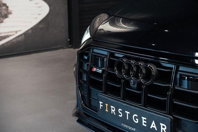 Gebraucht Audi SQ8 Sport 435 PS (319 kW) 2020 Schwarz SUV