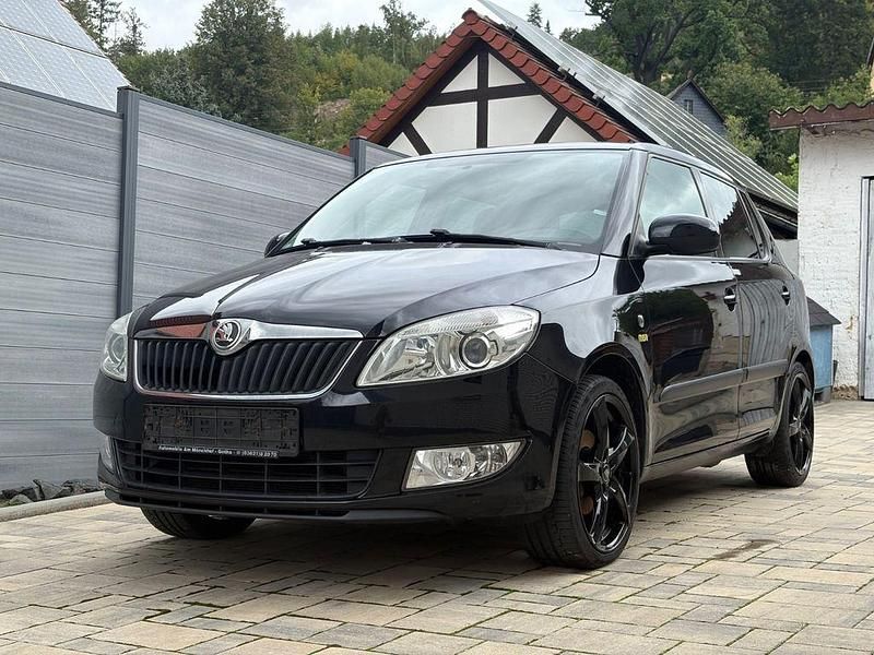 Schwarz Gebraucht 2013 Skoda Fabia Fresh Kleinwagen | 3.750 € (Guter Preis) - Bild 1/4