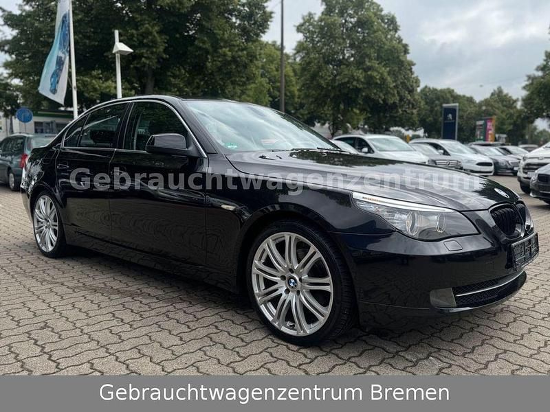 Schwarz Gebraucht 2009 BMW 525 Sport Line Limousine | 5.990 € (Guter Preis) - Bild 1/4