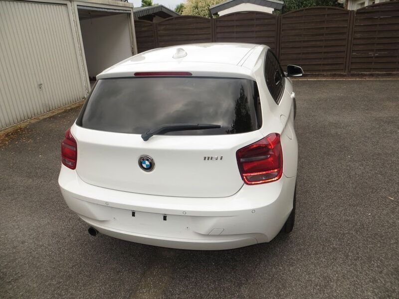 Gebraucht BMW 116 136 PS (100 kW) 2013 Weiß Kleinwagen