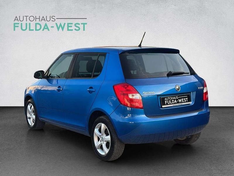 Second-hand Skoda Fabia 105 CP (77 kW) 2014 Albastru Berlinǎ
