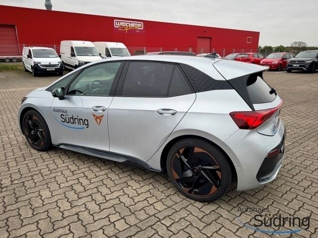 Gebraucht Cupra Born 169 kW (231 PS) 2024 Geysirsilber Kleinwagen