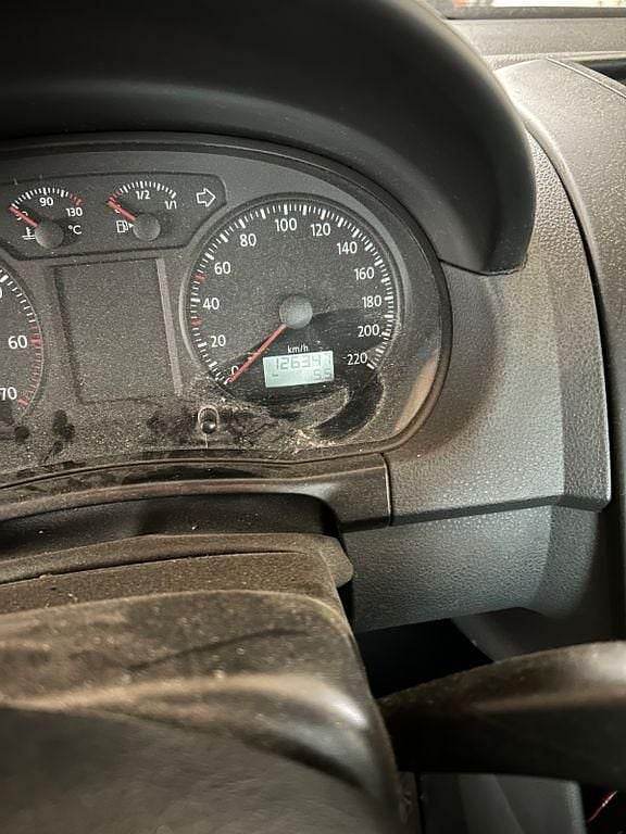 Rot Gebraucht 2008 VW Polo Trendline Limousine | 1.750 € (Superpreis) - Bild 1/1