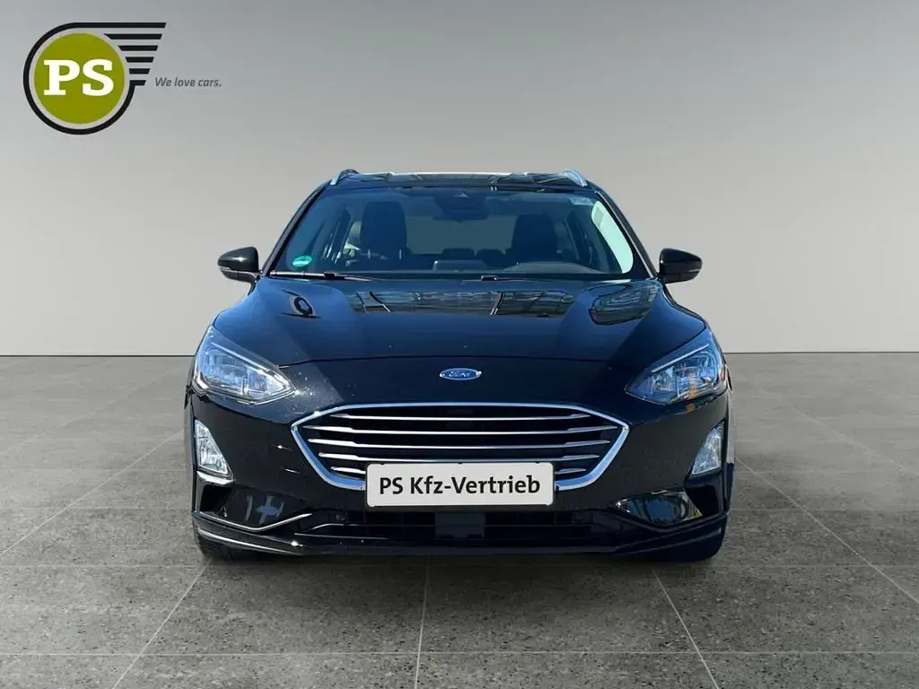 Gebraucht Ford Focus Cool & Connect 95 PS (69 kW) 2020 Schwarz Limousine