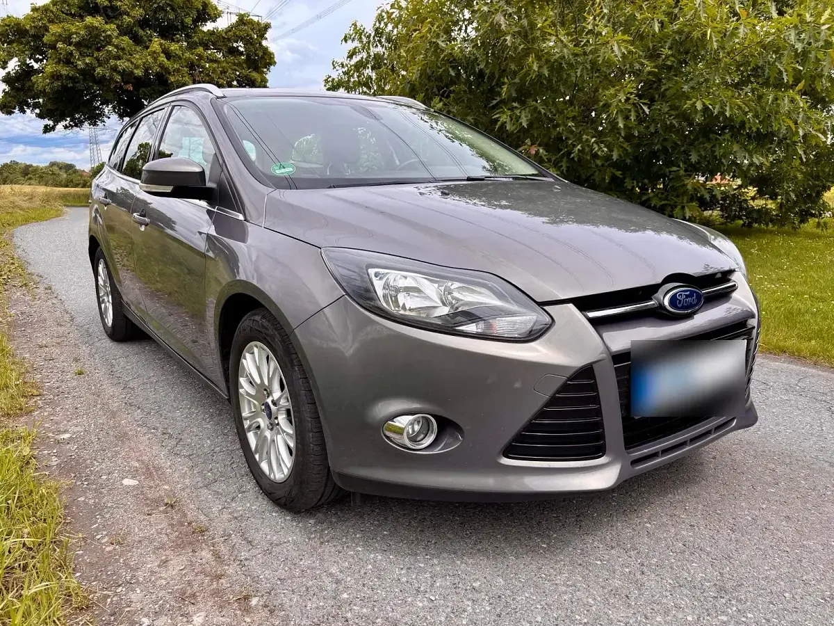Gebraucht Ford Focus 150 PS (110 kW) 2011 Silber Kombi