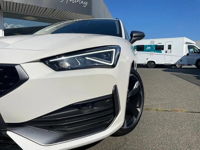 Usata Cupra Leon 150 CV (110 kW) 2024 Bianco Station wagon