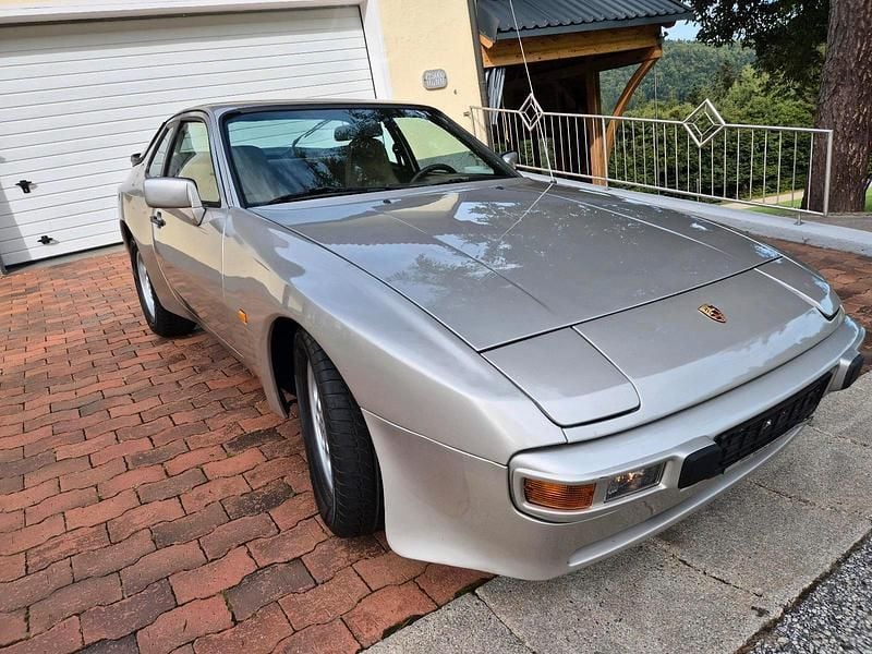 Gebraucht Porsche 944 163 PS (119 kW) 1984 Silber Coupé