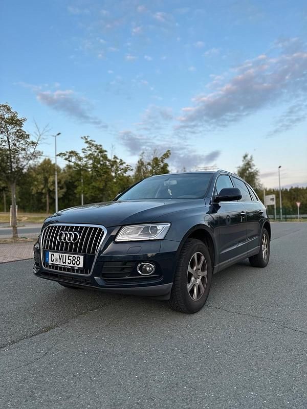 Blau Gebraucht 2016 Audi Q5 SUV | 15.199 € - Bild 1/4
