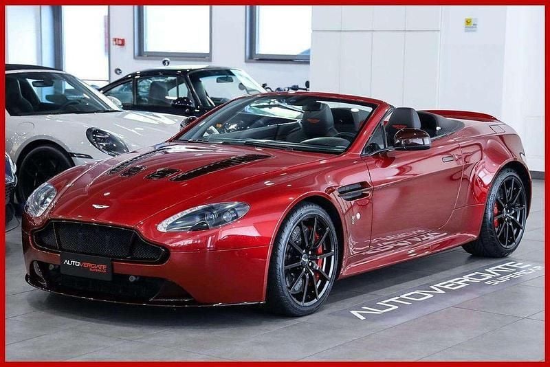 Rot Gebraucht 2015 Aston Martin V12 Vantage Cabrio | 192.000 € - Bild 1/4