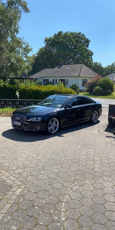Schwarz Gebraucht 2010 Audi A8 Limousine | 13.800 € (Superpreis) - Bild 1/4